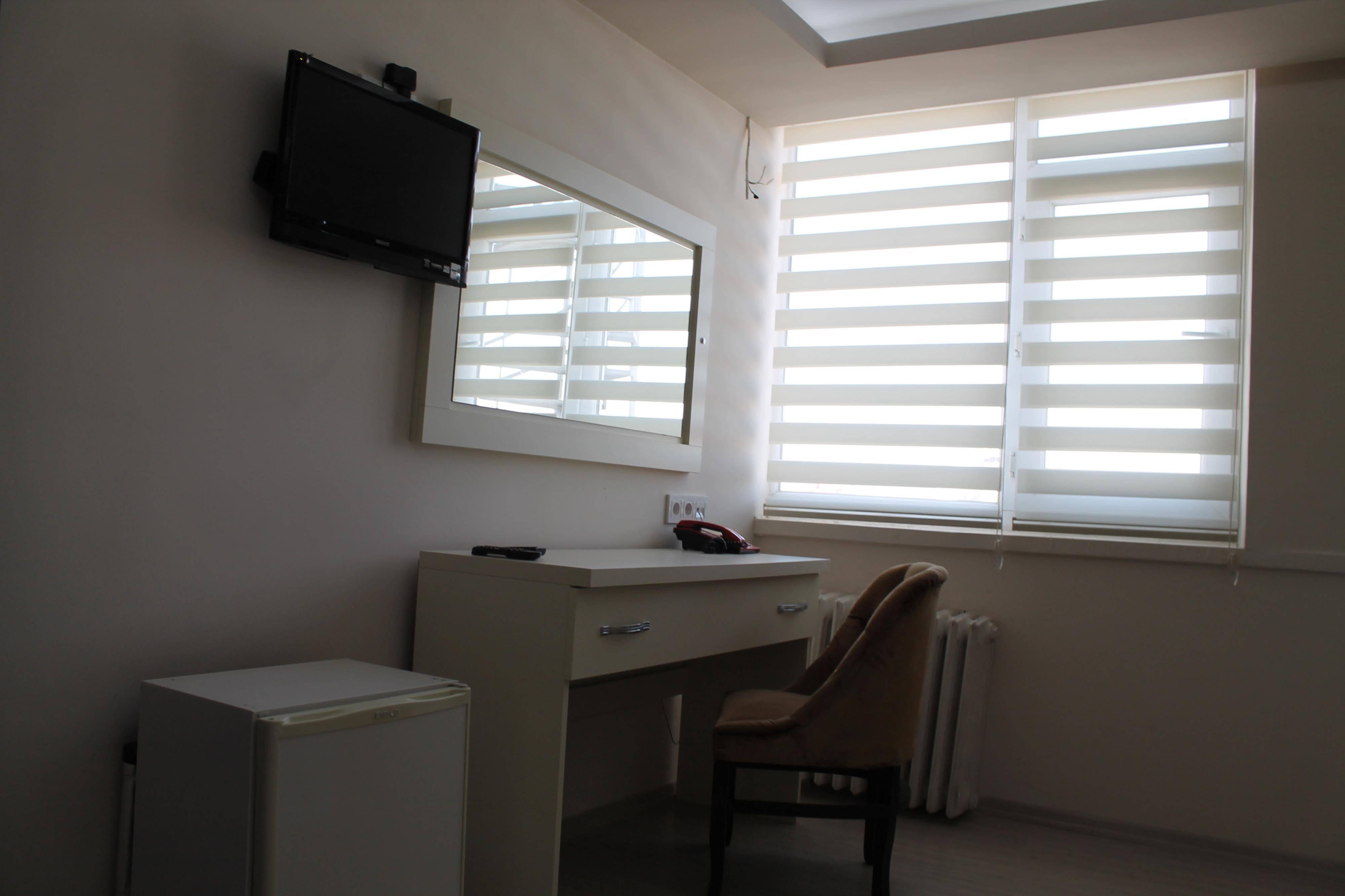 Abro Necatibey Otel 3*